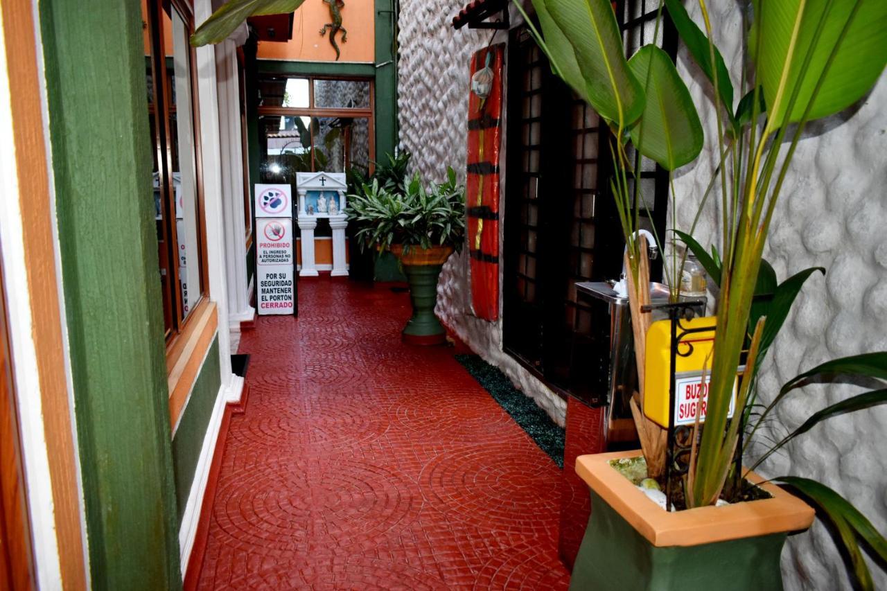 Apartahotel Tierras Amazonicas Летісія Екстер'єр фото